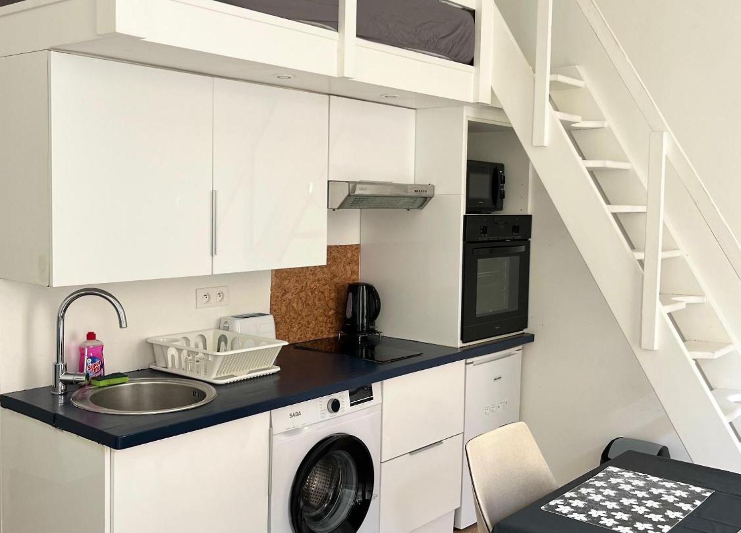 Mezzanine - Clim Balcon - Centre Appartement Nice