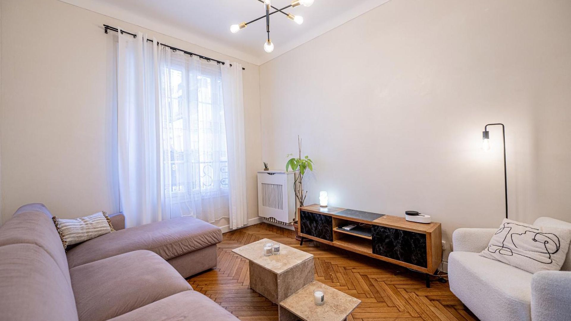Appartement Grand 2p 52m2 Centre Nice-gare 3min-clim-6 Pers-plage 8min