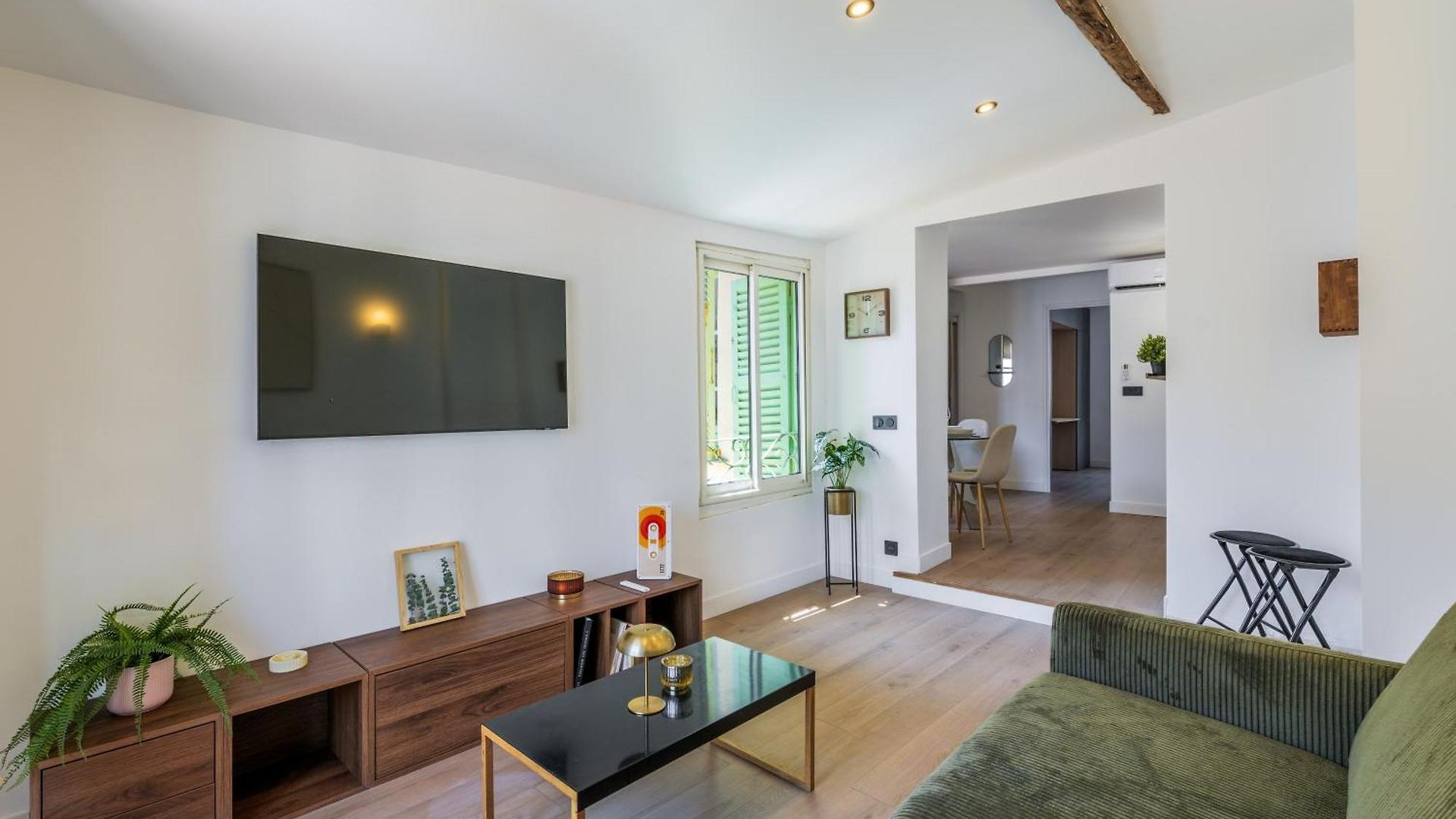 Bright 3 Close To Place Massena Apartment