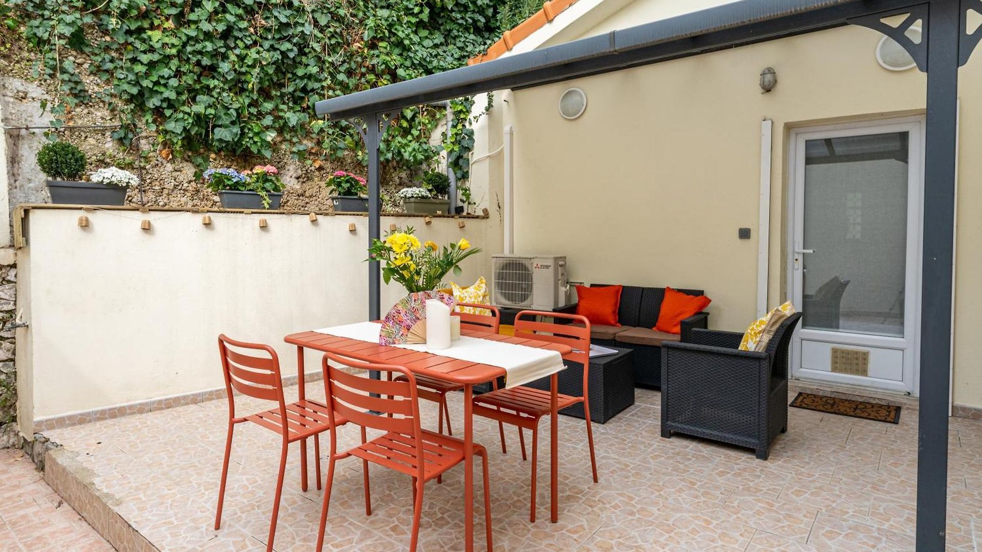 Appartement Ecrin Au Calme, Terrasse&parking, Nice