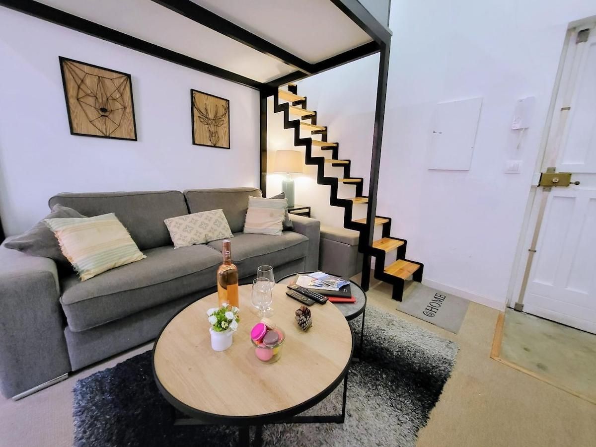 Wehost - Le Choeur De - 2 Lits / 4 Pers - Vieux Apartment *