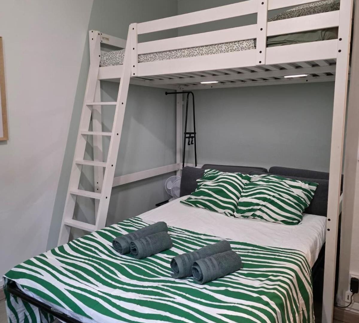 Refait à Neuf - Gare 200 M Appartement *