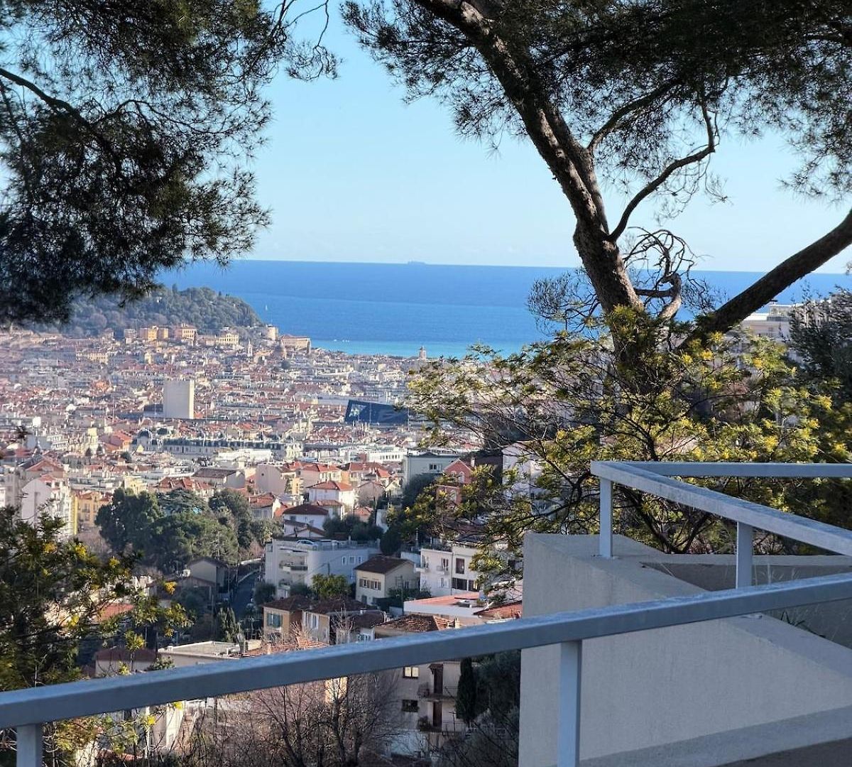 3 Avec Piscine Et Parking Privé * Nice