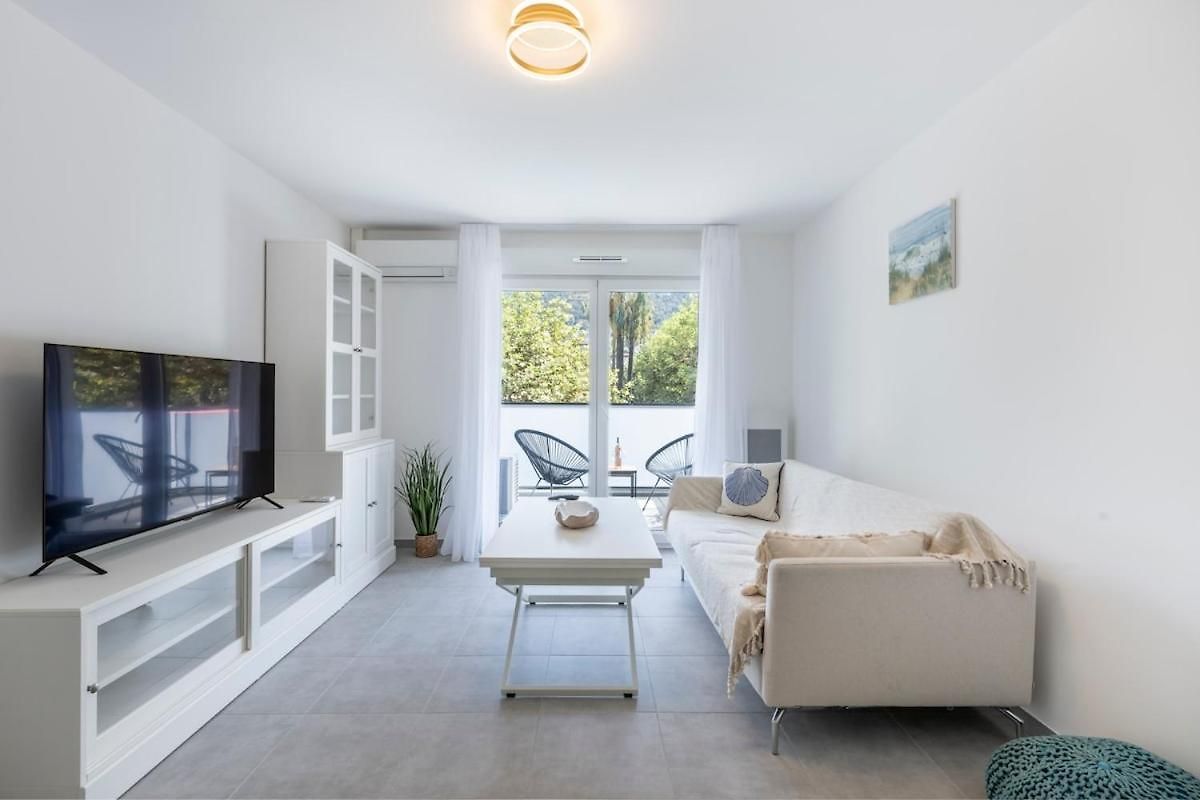 Appartement Du Port With Park View