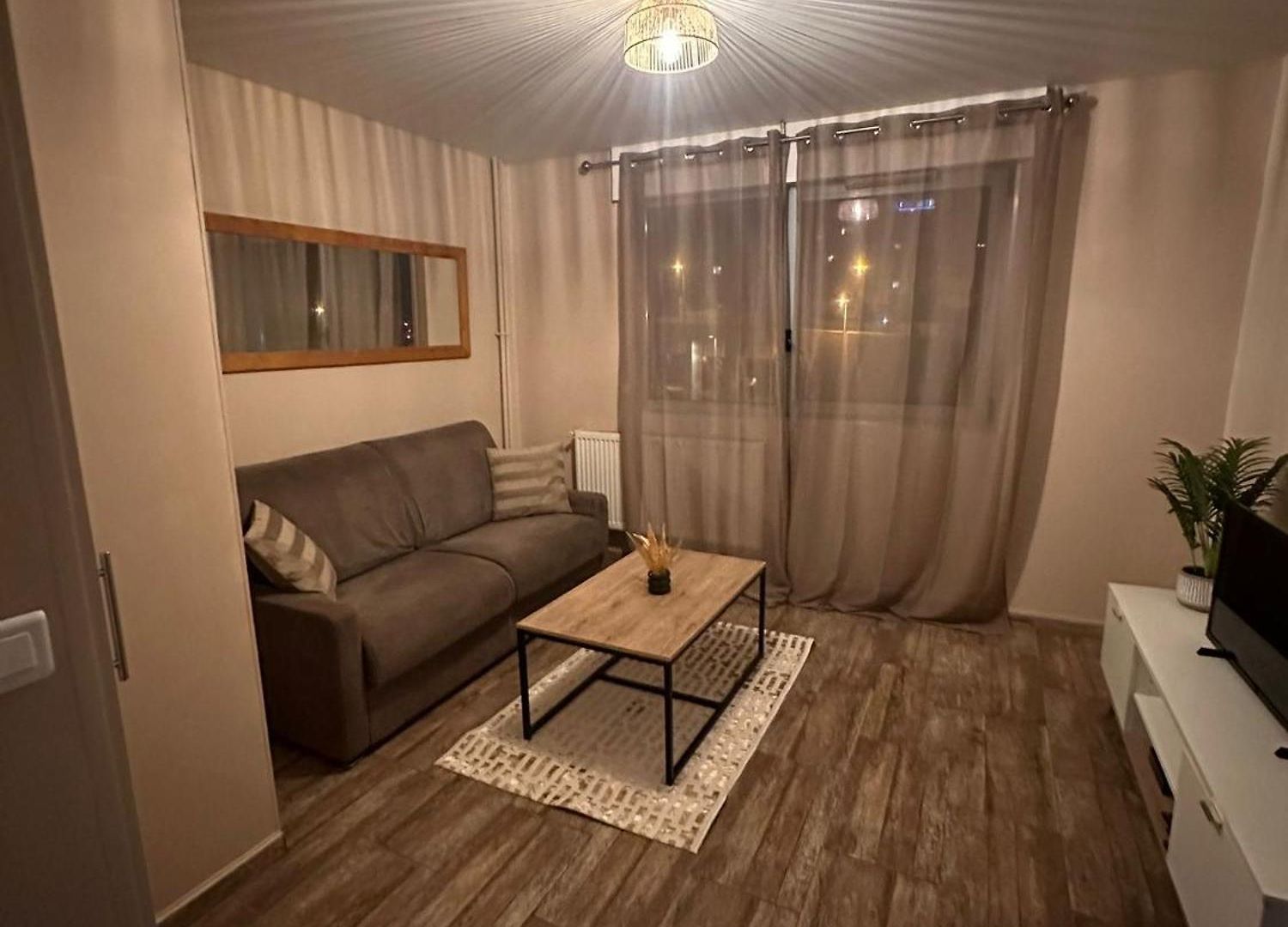 Nouveau ! Joli 2 Pièces - Proche De La Nice