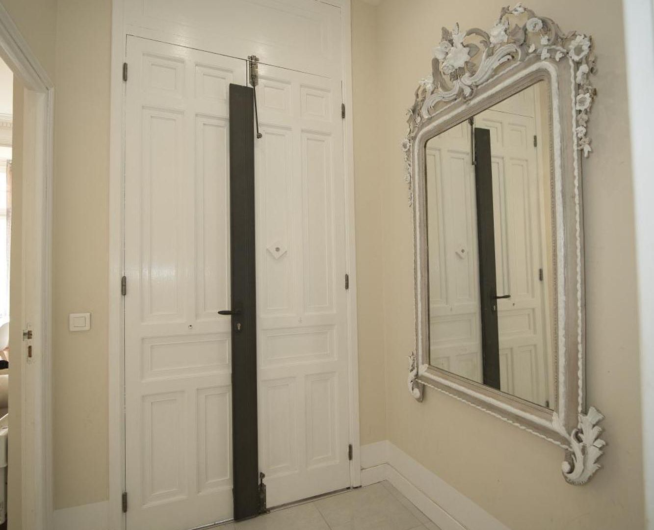 Stylish 1-bedroom Minutes From Beach&promenade Appartement