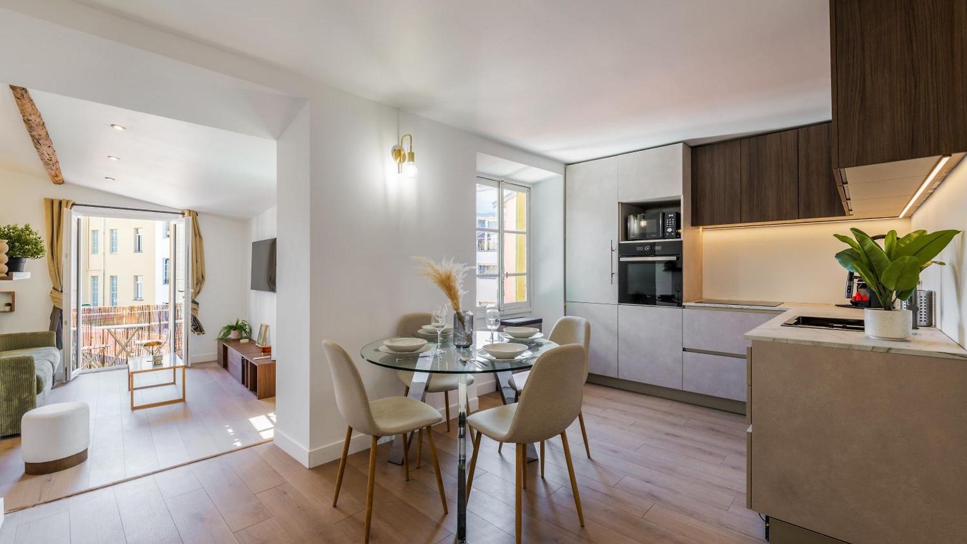 Bright 3 Close To Place Massena Apartment *