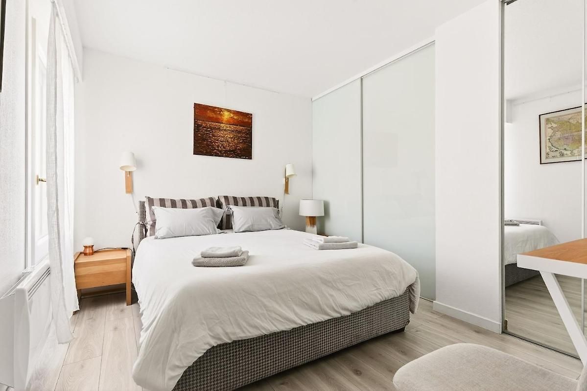 3br Flat With Sea View Balcony - Pool & Parking Nice