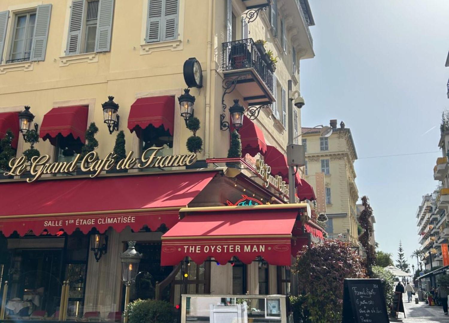 Beachside Chic - Carré D'or - Nice