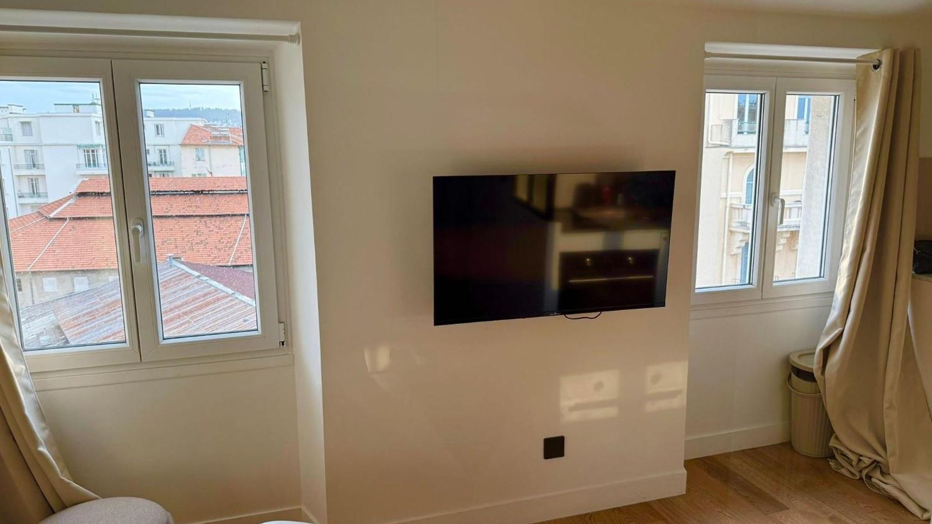 Cozy & Lumineux Proche Apartment