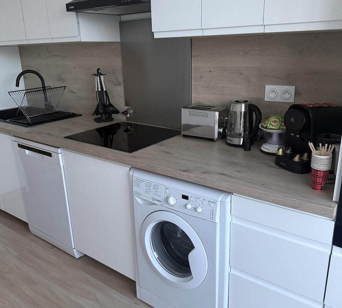 Deux Pièces Moderne Avec Balcon&vue Dégagée Appartement Nice