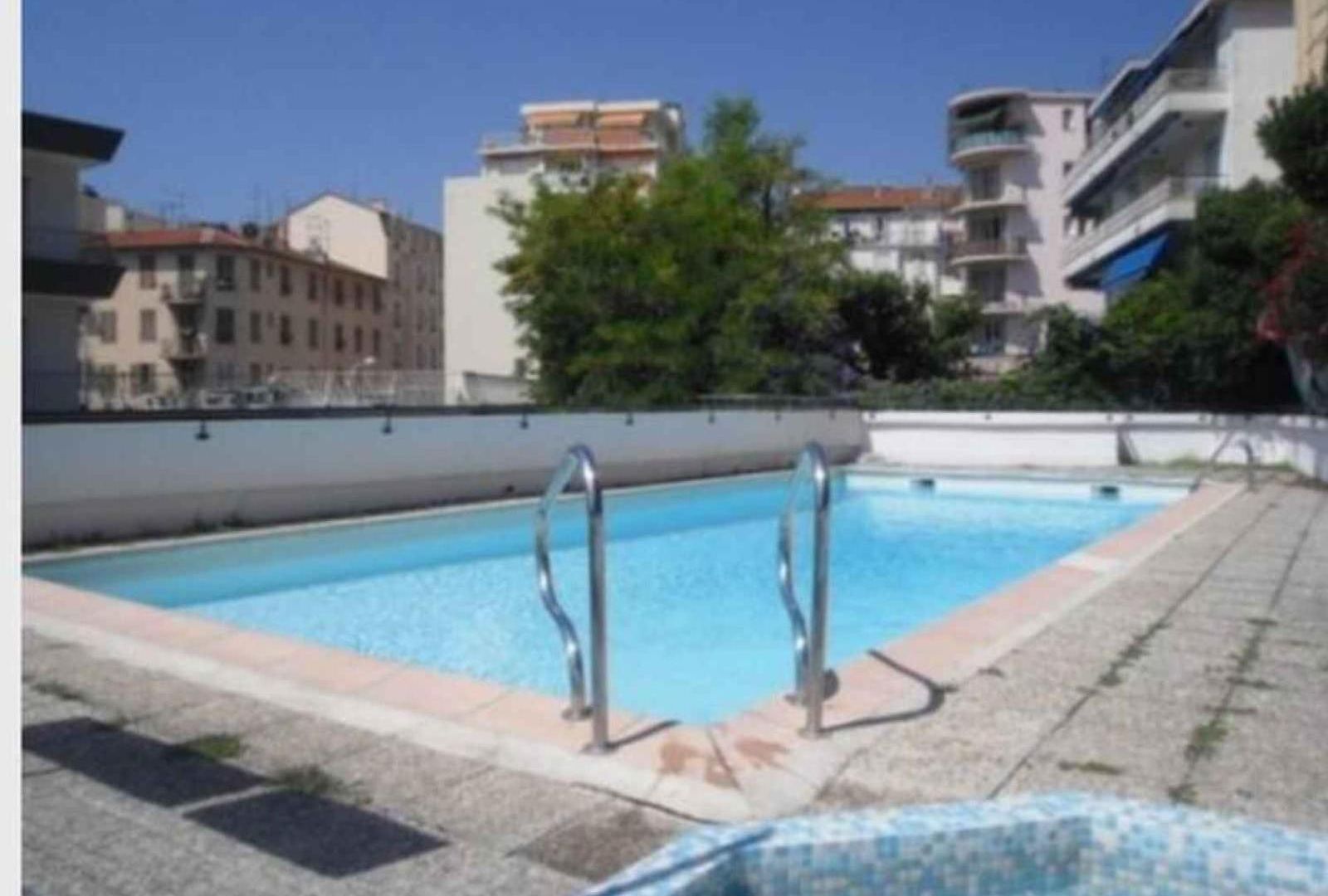 Libération Piscine Centre Appartement Nice