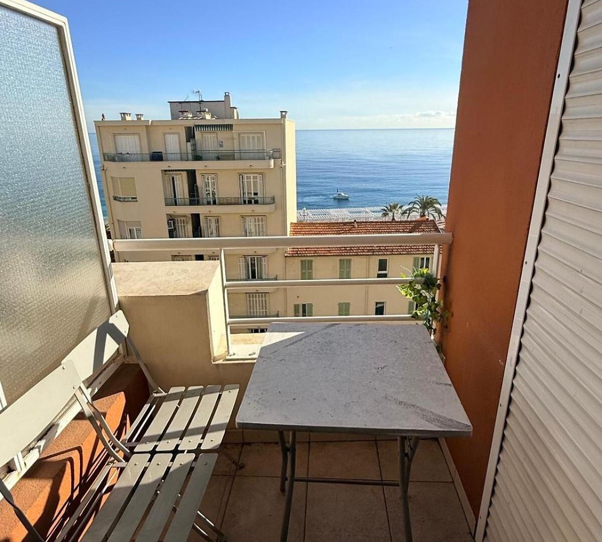 Seaview Retreat * Nice