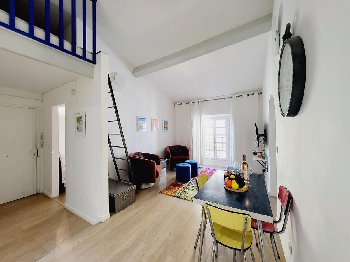 Aux Portes Du Vieux-nice - 2chambres / 4 Personnes - & A/c Apartment Nice