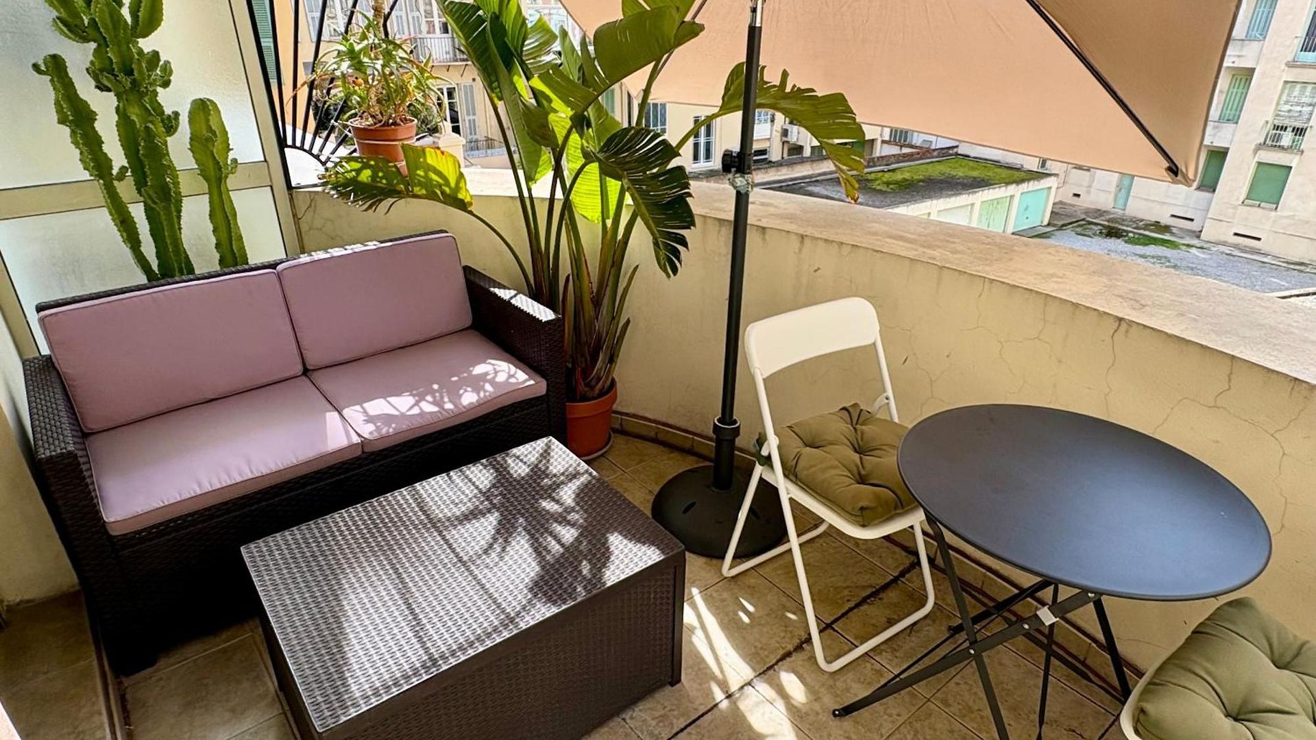 Pearl - Terrace - Ac - Comfort