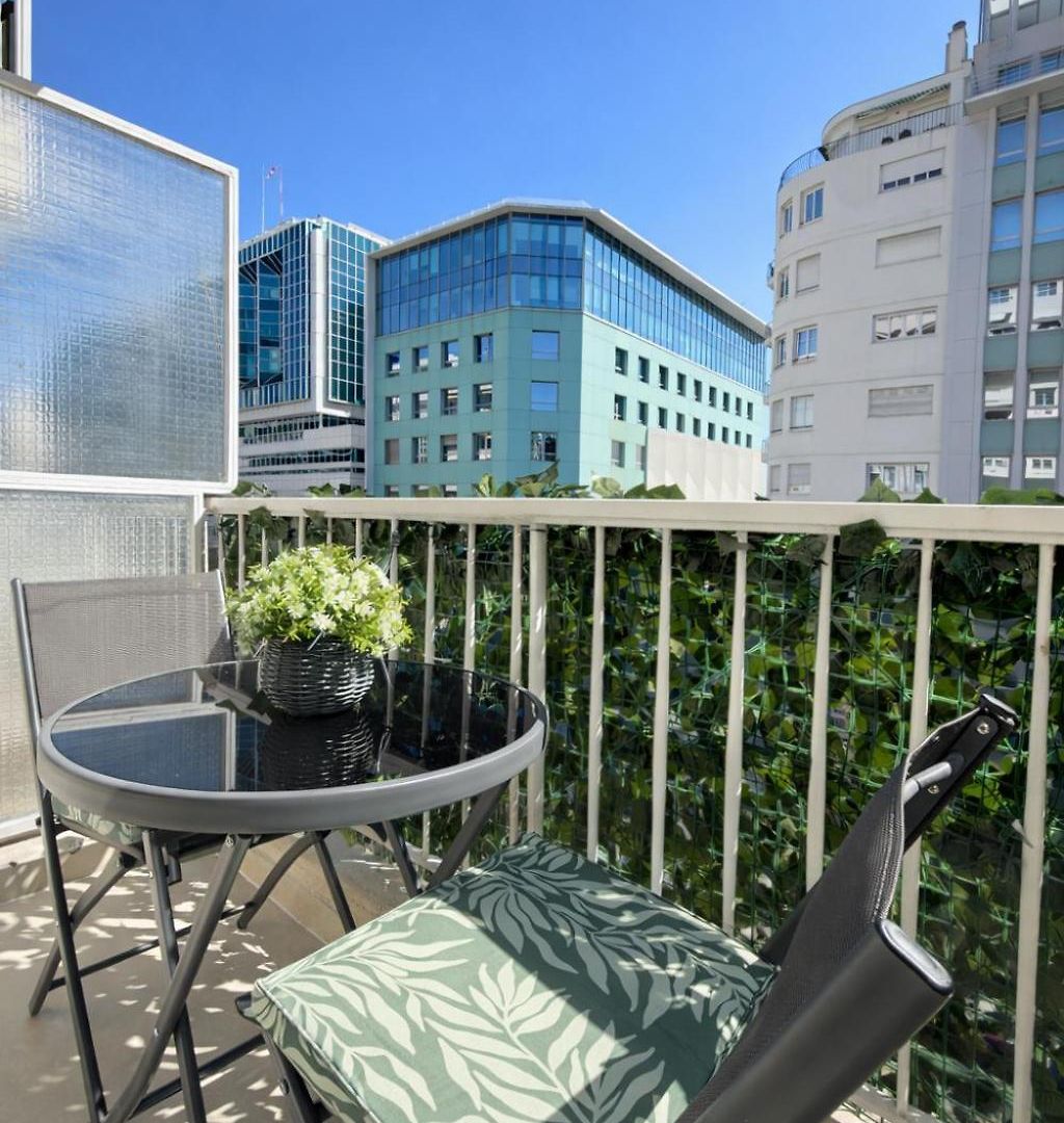 Appartement Rénové 3 Chambres, 8 Pers, à 50 M Nice