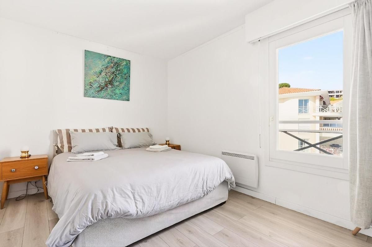 3br Flat With Sea View Balcony - Pool & Parking Appartement Nice