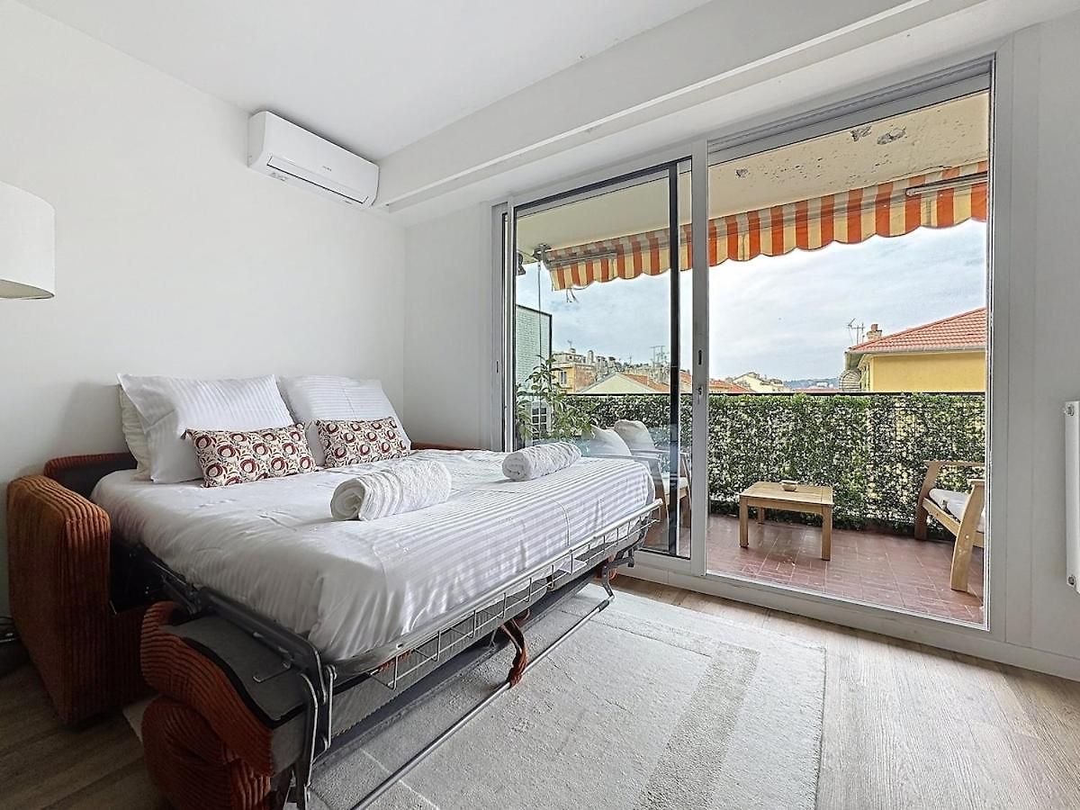 Exceptional Vieux-port Terrace View *