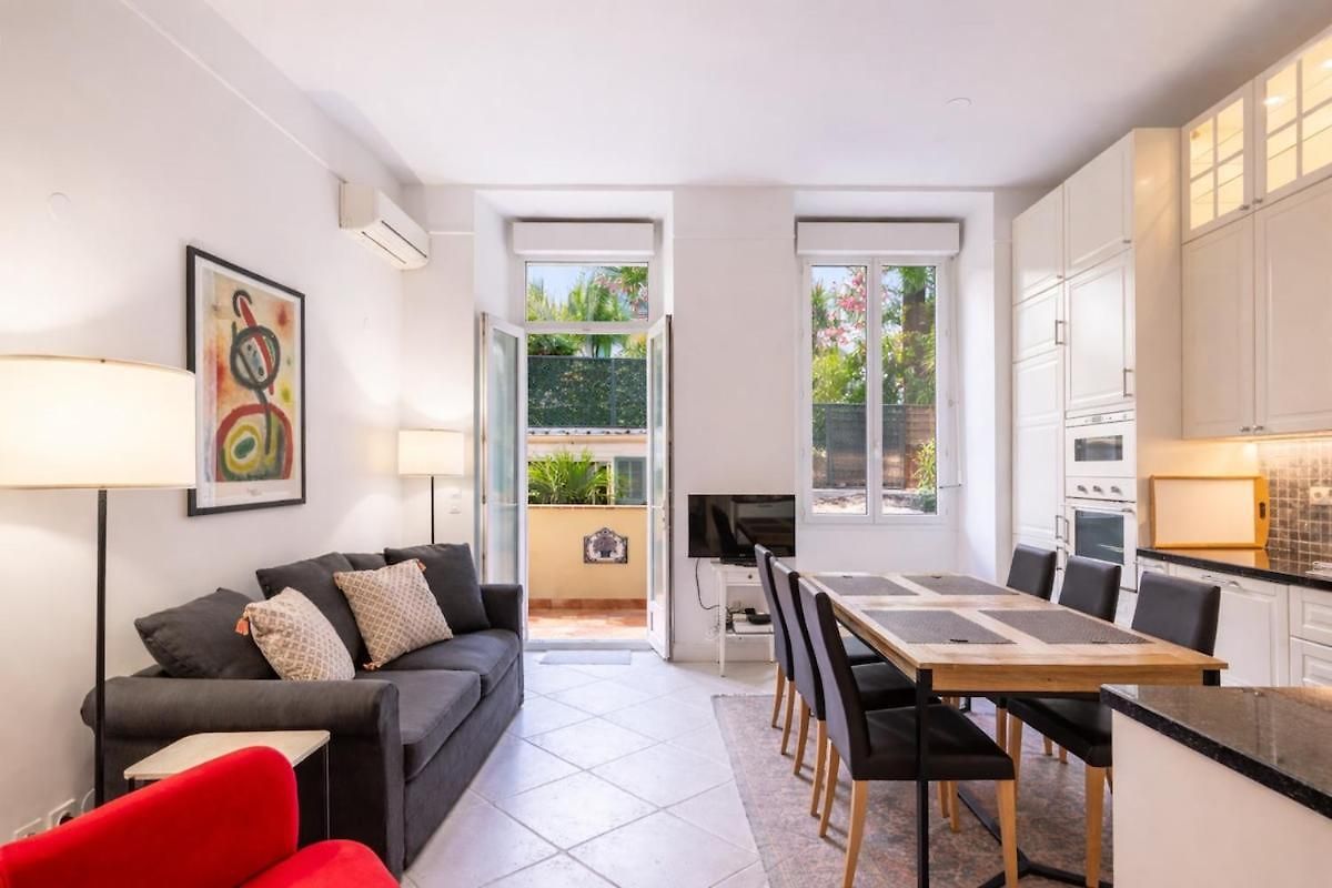 Appartement The With The Garden