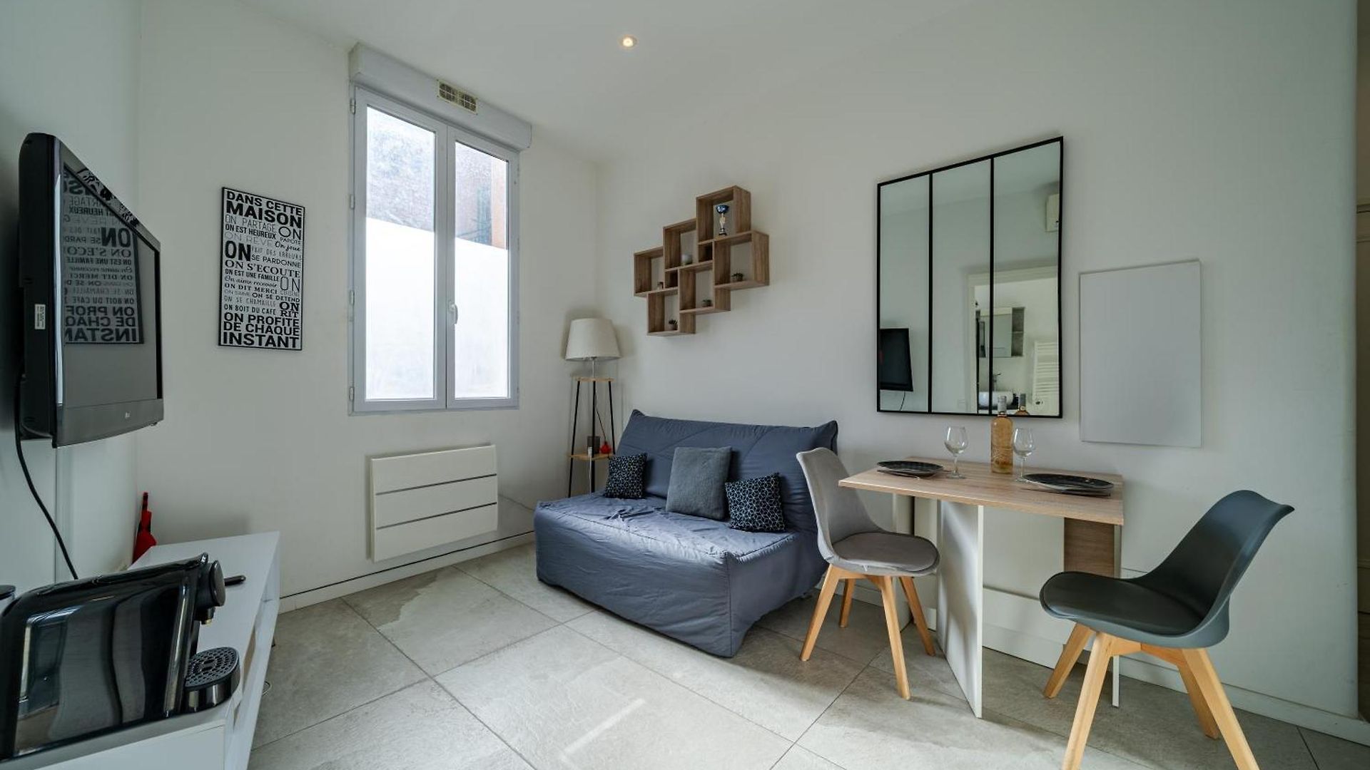 Cosy - Est Apartment *