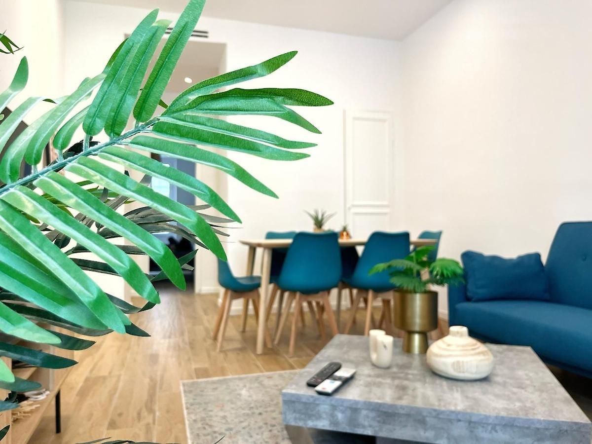 Ref 114 - Beautiful 3-room In The Center Appartement *