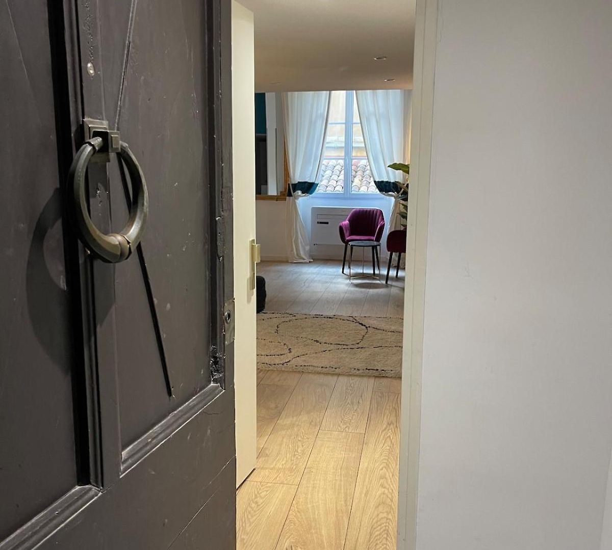 Charming Spacious Duplex Vieux Nice, 6 People *