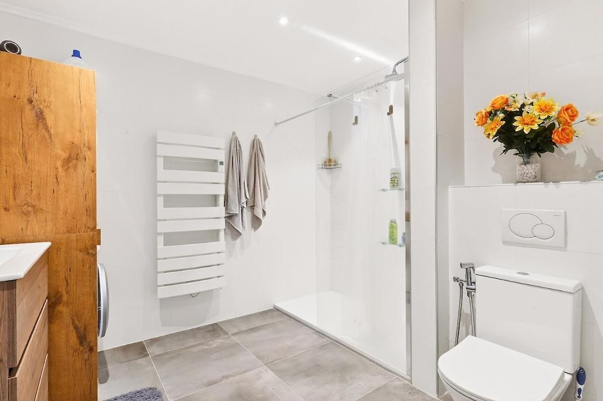 3br Flat With Sea View Balcony - Pool & Parking Appartement *