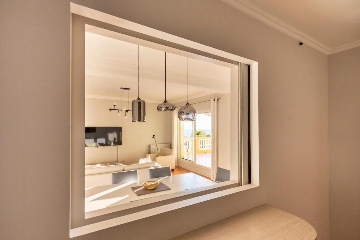 With Large Terrace & Sea View Over * Nice