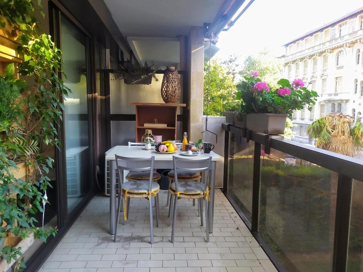 Appartement Wehost Barety - Blooming Balcony Retreat - 3-4prs