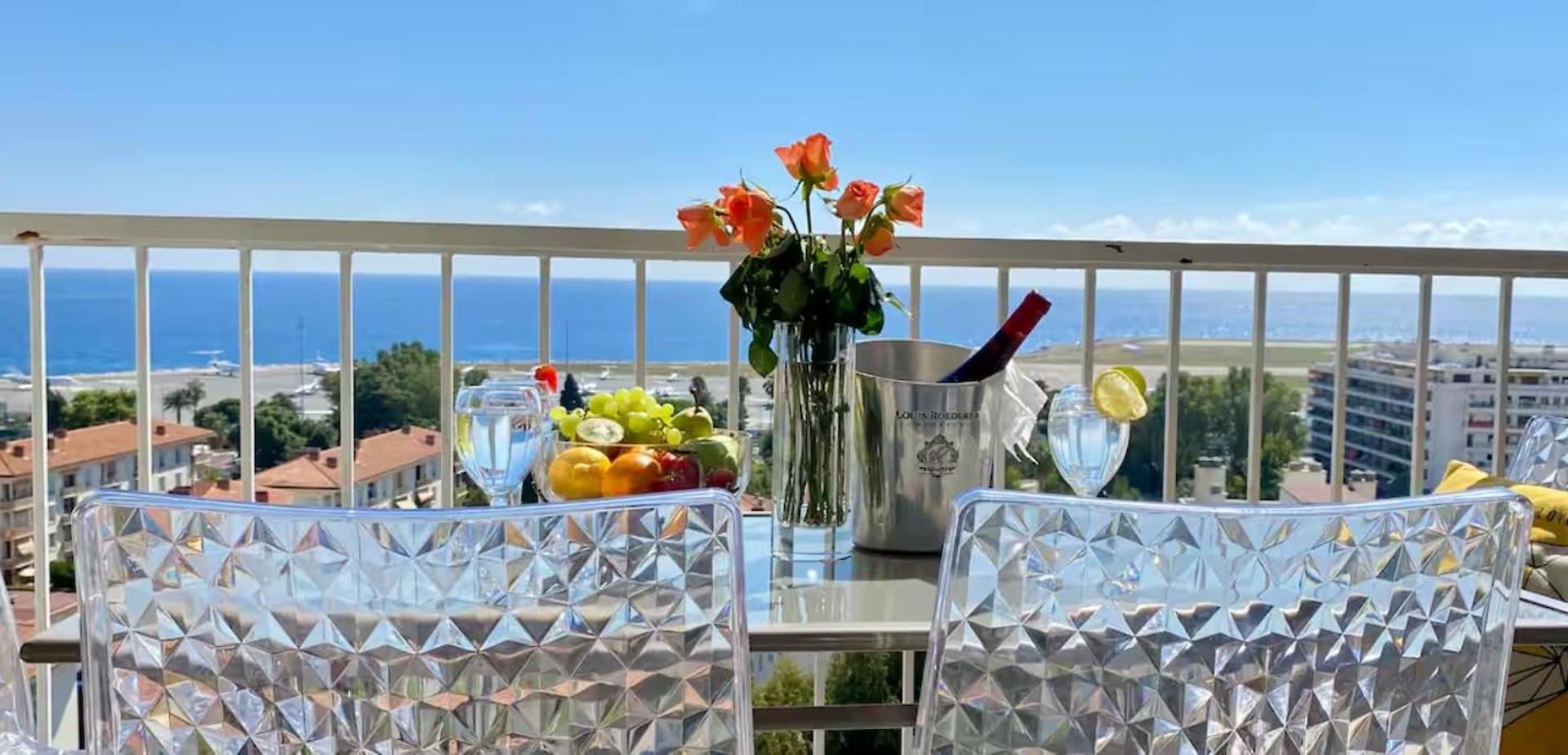 Panoramic Sea View - Terrace - Air Conditioning - 2 Bedrooms - Wifi - Kitchen - Tram Appartement Nice
