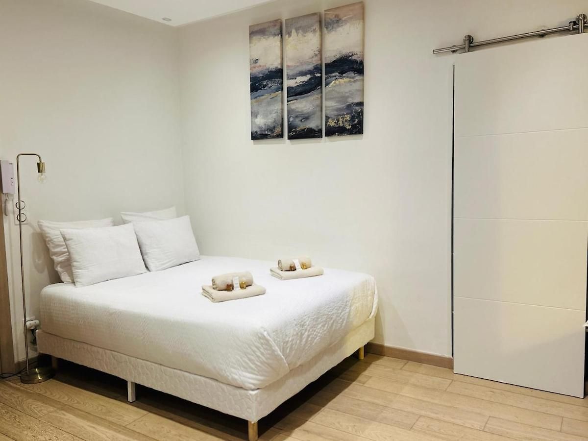 Apartment Seabnb - Old Town Immersion - Ac - Walk Everywhere Nice