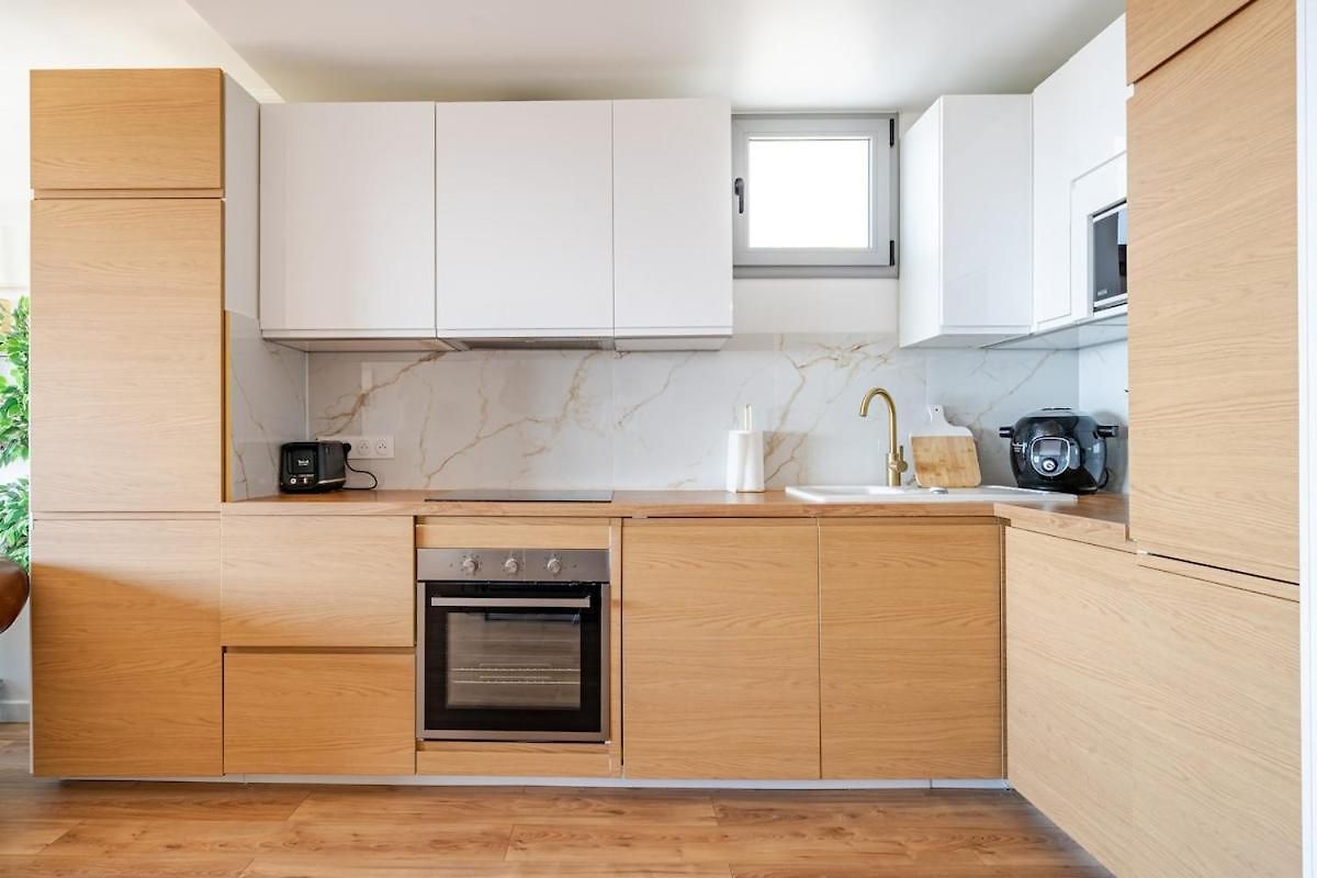 Apartment Sea View And Premium Comfort With Ac And Wifi *