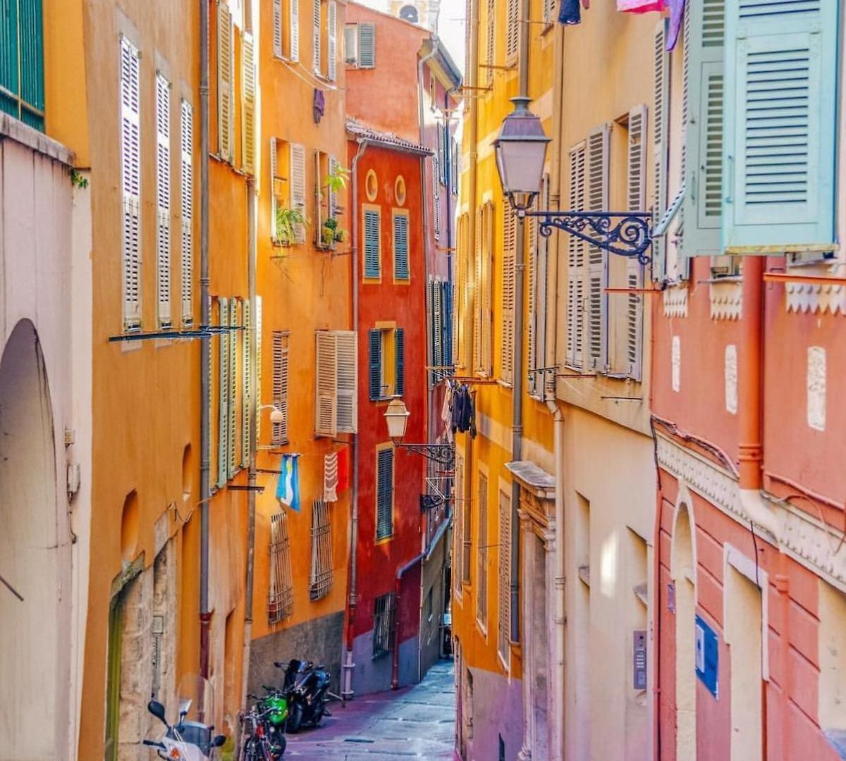 Appartement Charming Spacious Duplex Vieux Nice, 6 People