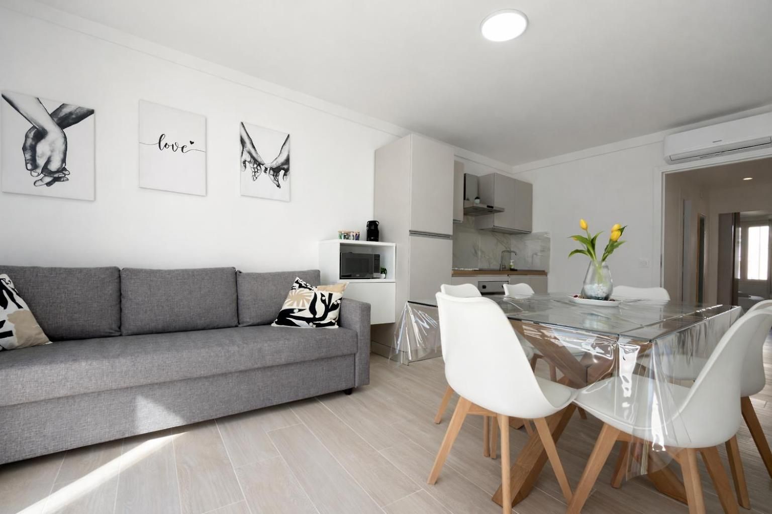 Rénové 3 Chambres, 8 Pers, à 50 M Nice