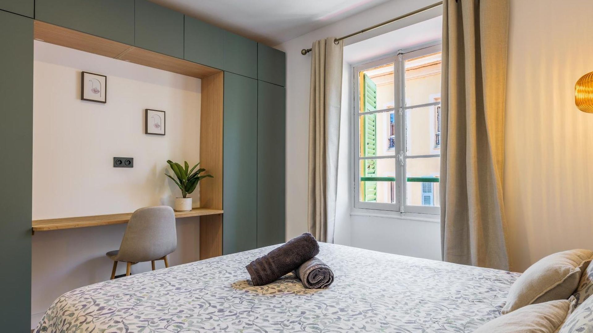 Apartment Bright 3 Close To Place Massena