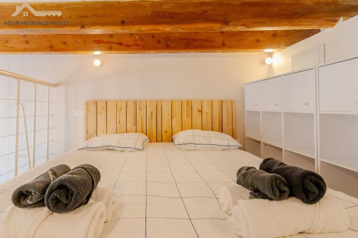 Appartement Avec Coin Nuit, Plein Centre Nice