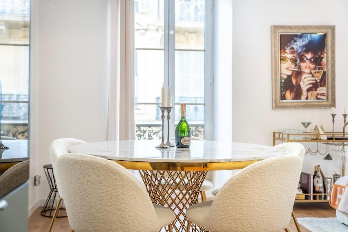 Assalit Two Bedrooms In Appartement *