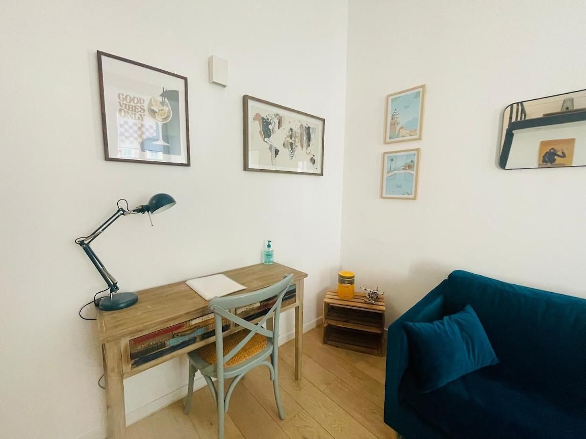 Appartement Bright Modern Studio, Port, Walk To Tram And Beach! Nice