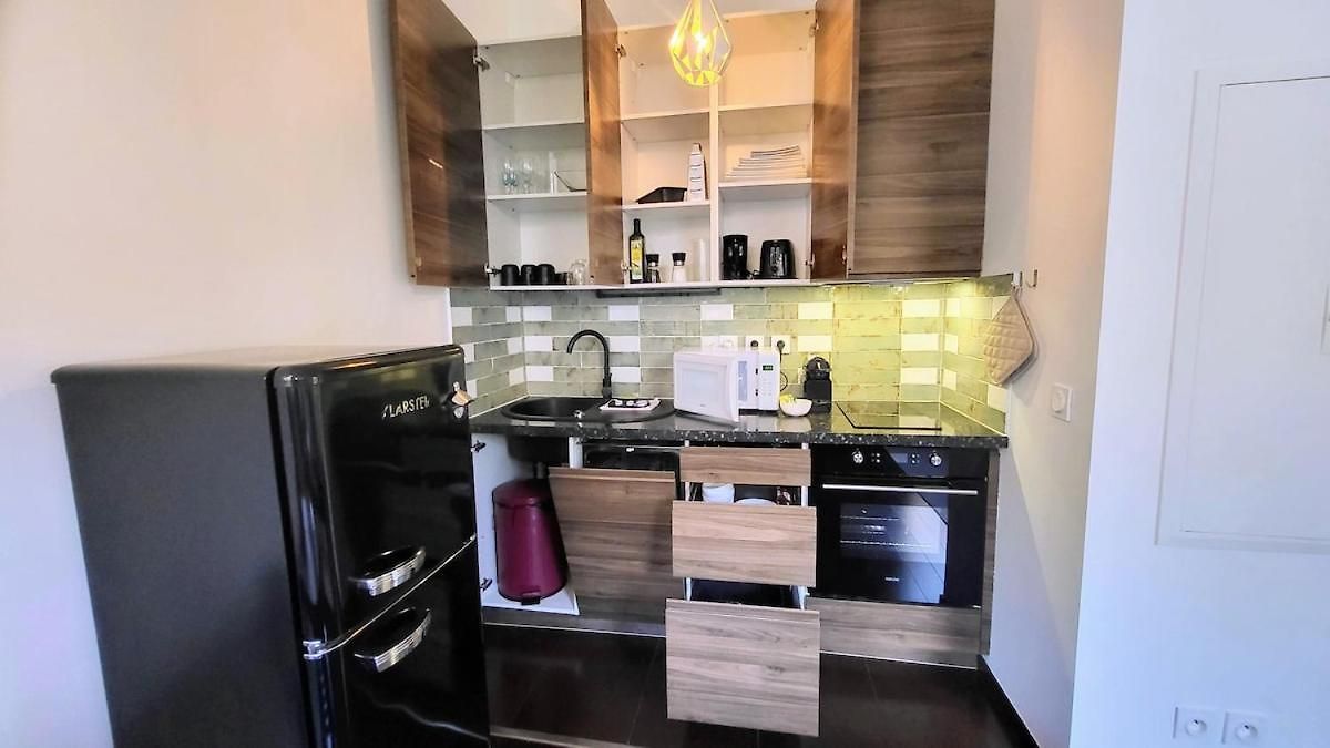 Appartement Wehost Clemenceau Sunny Palace 4 Pers 1 Bedroom