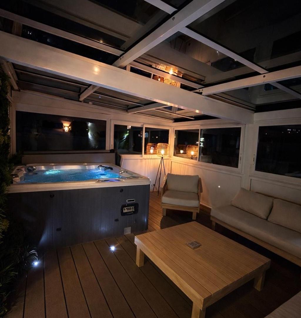 Luxury - Rooftop & Jacuzzi Appartement *