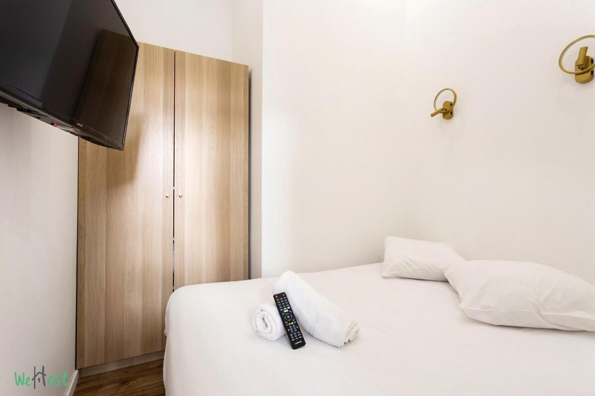 Wehost D4 - La Chic Cour 2 People Near Sea Appartement *