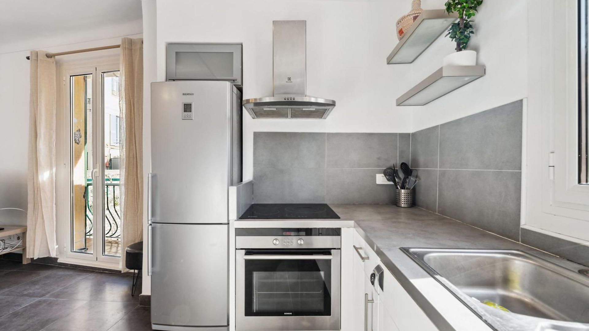 Apartment L'essentiel Confort - Solaire, Plage, Vieux - By Y *