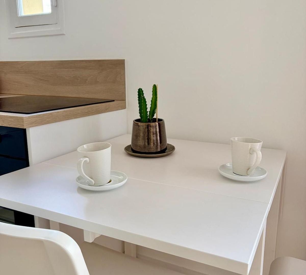 Appartement Avec Balcon - Centre-ville&plage à 2 Min