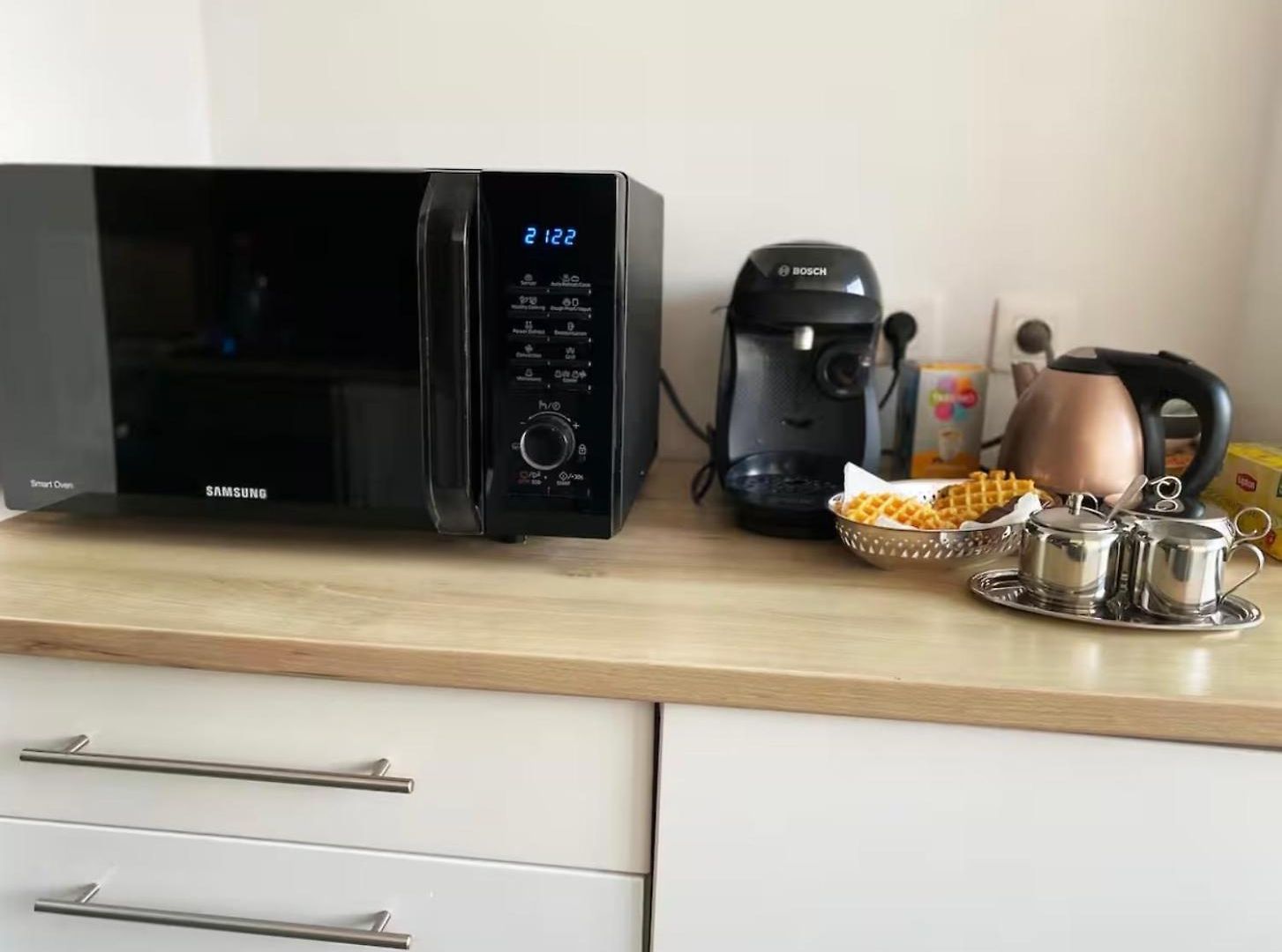Panoramic Sea View - Terrace - Air Conditioning - 2 Bedrooms - Wifi - Kitchen - Tram Appartement Nice