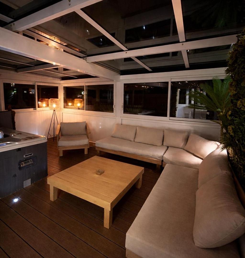 Luxury - Rooftop & Jacuzzi *
