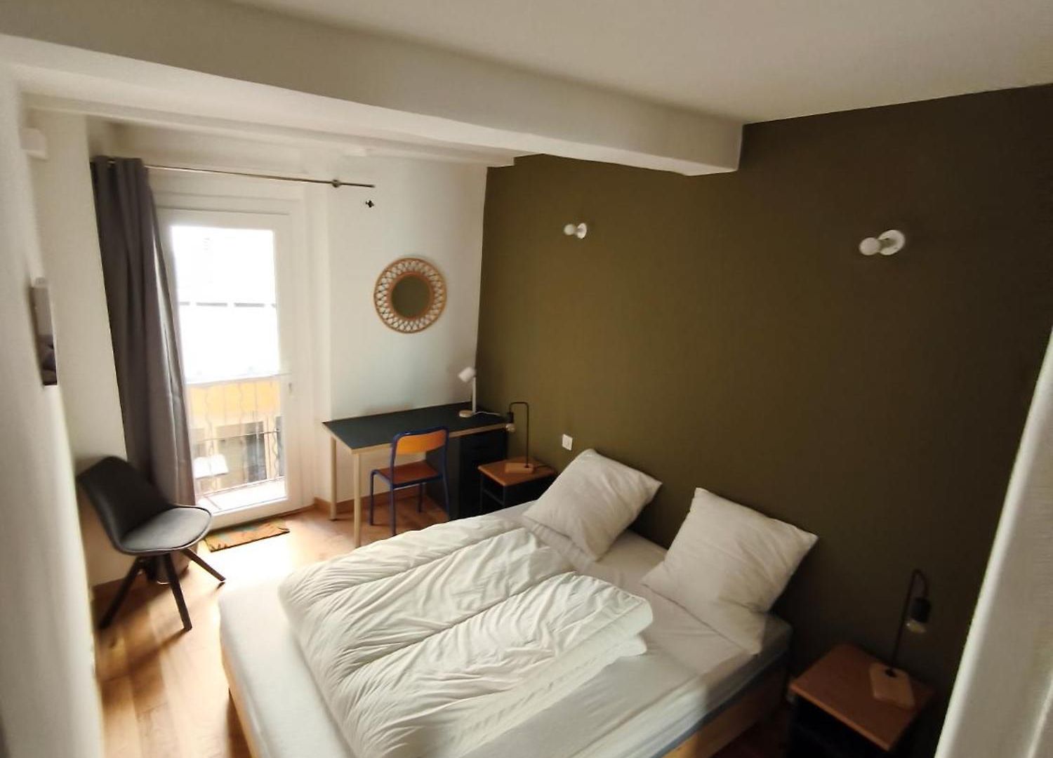 Cozy 50 M2 - Balcony & Air Conditioning! Heart Of Old Appartement *