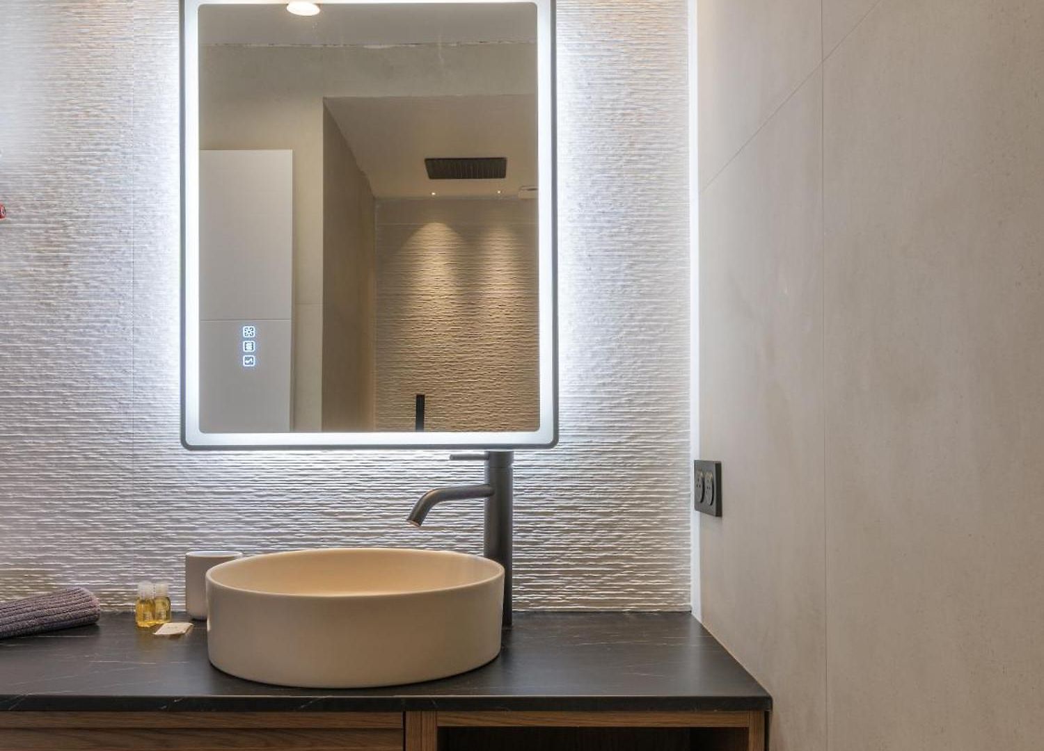 Bright 3 Close To Place Massena Apartment *