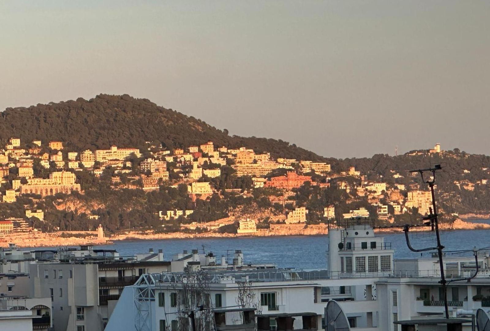 Avec Vue Sur à 5 Minutes De La *