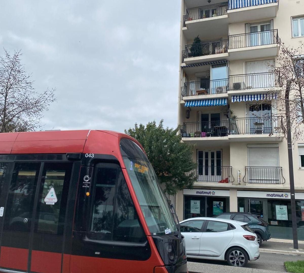 Appartement Very With Sea View Close To Airport Nice