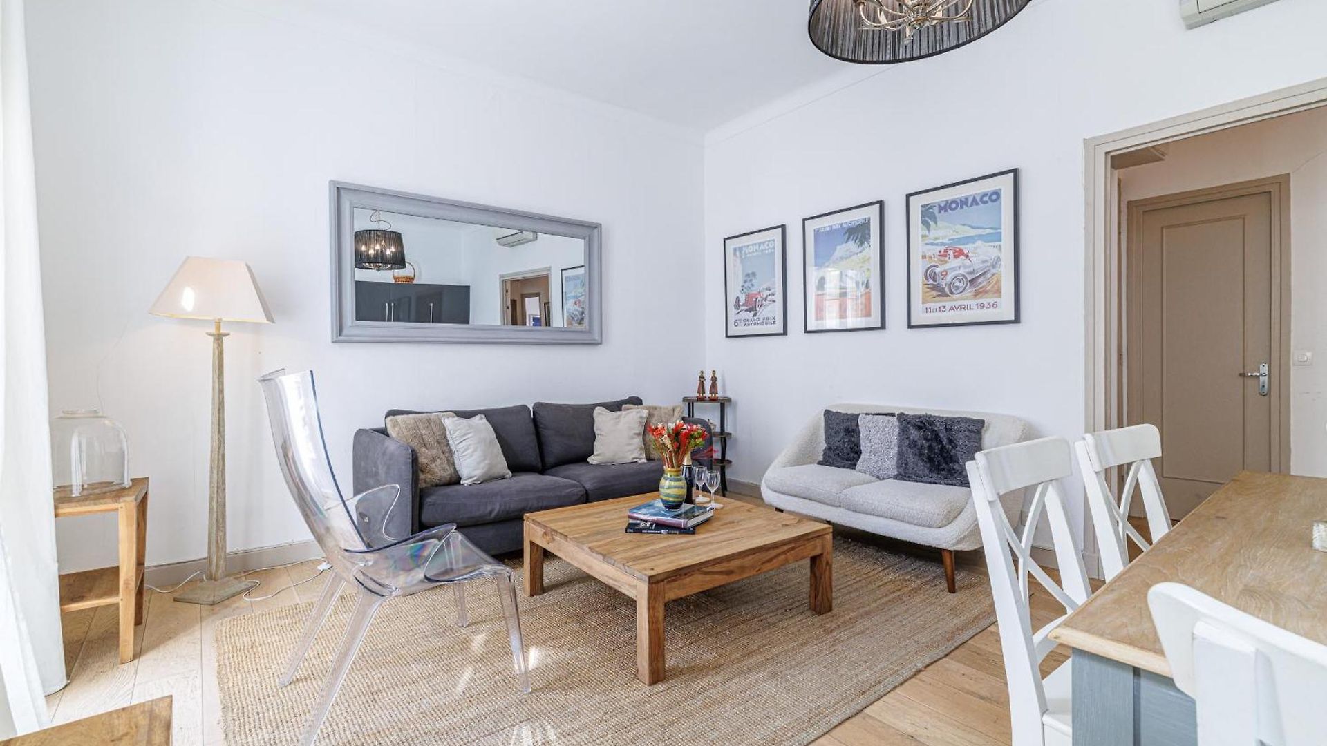 Wide & 3 Bdr - Ac & Balcony Apartment